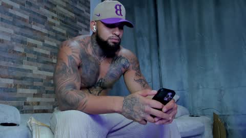 INSTAGRAM yormanfit7 online show from January 2025 02:18:02 AM