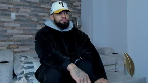 INSTAGRAM yormanfit7 online show from March 2025 11:31:01 AM