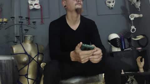 Snapshot of zainkreiger chatting on March 2026 03:17:01 AM Dom Zain online show from March 2026 03:17:01 AM