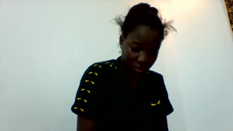 Snapshot of zainxxxx chatting on February 2026 03:54:02 PM zainxxxx online show from February 2026 03:54:02 PM