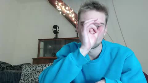 zakonezach online show from December 2024 08:21:02 PM