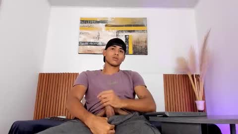 Zander online show from November 2025 01:21:02 PM