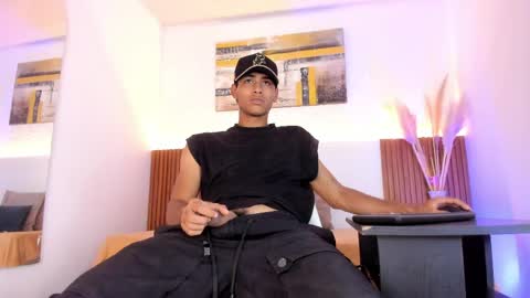 Zander online show from May 2026 01:05:02 PM