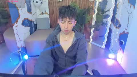 Snapshot of zane_tay chatting on July 2026 07:13:01 PM zane online show from July 2026 07:13:01 PM