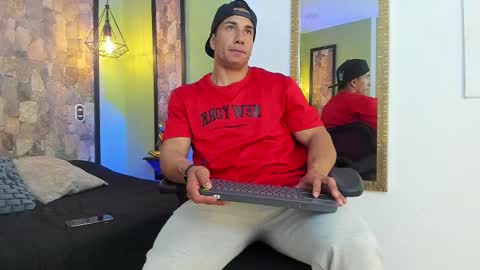 zanemaverick online show from October 2025 12:13:02 PM