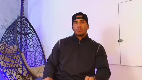 zanemaverick online show from November 2025 11:43:02 AM