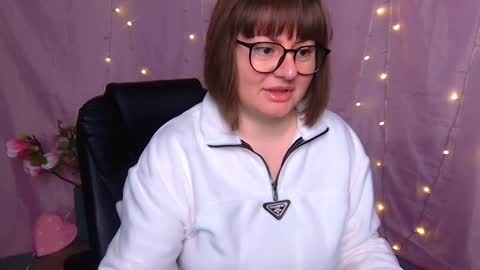 zannadreil online show from March 2026 07:06:02 PM