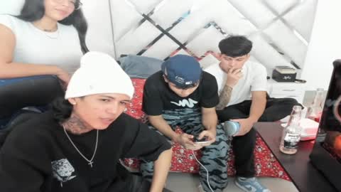 Snapshot of zanxley_ chatting on February 2025 05:14:01 AM zanxley_ online show from February 2025 05:14:01 AM