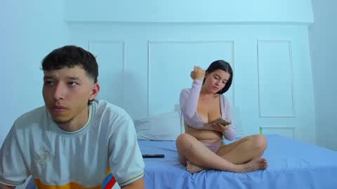 Snapshot of zara_n_kai chatting on September 2025 11:17:01 PM zara_n_kai online show from September 2025 11:17:01 PM