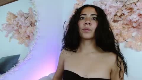 zara_vix online show from March 2025 04:50:02 PM