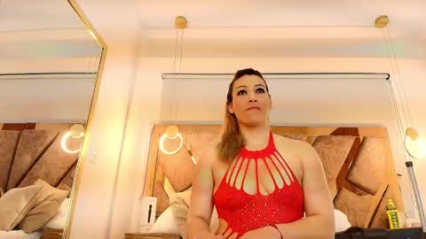 Zarah Andrews online show from December 2025 02:59:02 PM