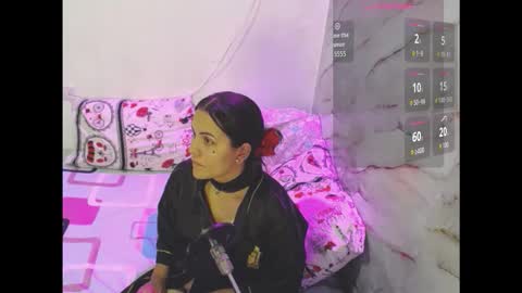 zaraluxx online show from January 2026 12:25:01 AM