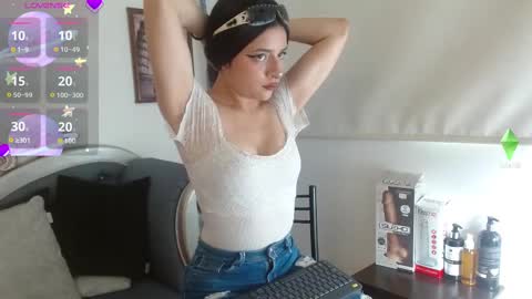 zaratrump online show from September 2025 08:11:02 PM