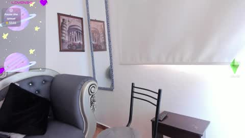 zaratrump online show from September 2025 08:21:02 PM