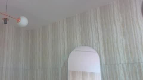 Isabella online show from February 2026 12:42:02 PM