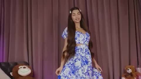 zariaavera online show from March 2026 09:10:01 PM