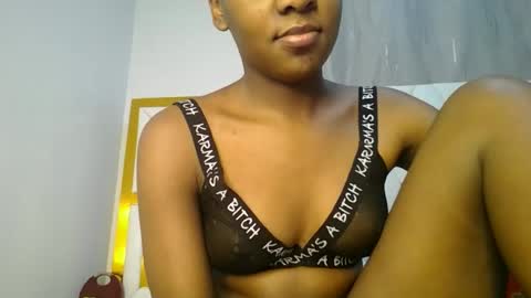 Snapshot of zariah011 chatting on June 2026 10:10:02 PM zariah online show from June 2026 10:10:02 PM