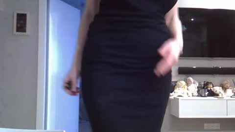 Zarina Swift online show from October 2025 10:34:02 AM