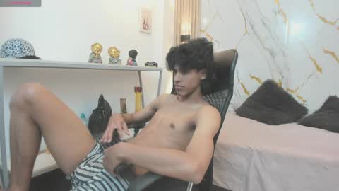 Zayn online show from May 2026 07:30:01 PM