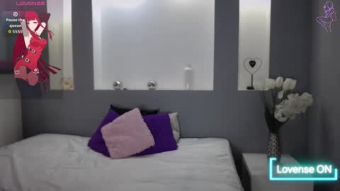 Snapshot of zean_lee chatting on November 2025 11:32:02 AM Karolyne online show from November 2025 11:32:02 AM