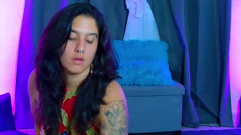 Karolyne online show from June 2026 10:10:02 PM