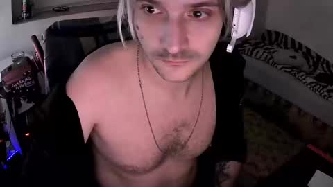 Snapshot of zeddazed1992 chatting on February 2025 11:37:02 PM NaughtyOone online show from February 2025 11:37:02 PM