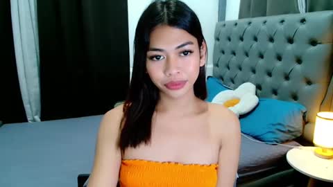 Snapshot of zeethefucker69 chatting on December 2024 05:51:01 PM Zo online show from December 2024 05:51:01 PM