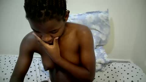 Snapshot of zellah chatting on April 2026 09:39:33 PM zellah online show from April 2026 09:39:33 PM