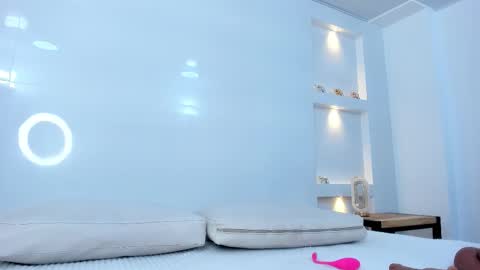 Snapshot of zenda_evans chatting on December 2025 04:52:01 AM Zenda Evans online show from December 2025 04:52:01 AM