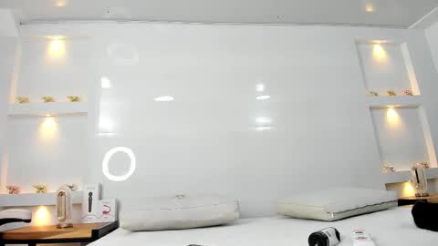 Snapshot of zenda_evans chatting on February 2026 04:06:01 AM Zenda Evans online show from February 2026 04:06:01 AM