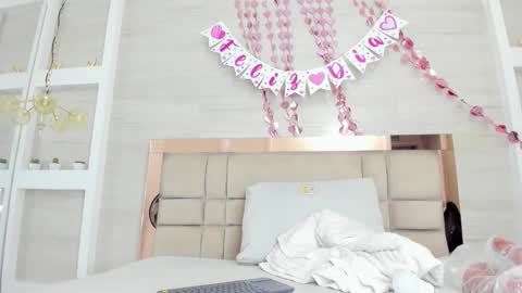 Snapshot of zenda_evans chatting on February 2026 04:20:01 AM Zenda Evans online show from February 2026 04:20:01 AM