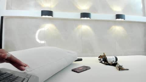 Snapshot of zenda_evans chatting on February 2026 06:26:01 AM Zenda Evans online show from February 2026 06:26:01 AM