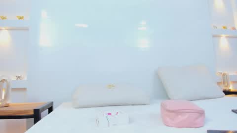 Snapshot of zenda_evans chatting on March 2026 03:45:02 AM Zenda Evans online show from March 2026 03:45:02 AM