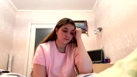 zeniabrossoit online show from June 2026 03:14:01 PM