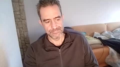 zenikk online show from February 2025 01:09:02 PM