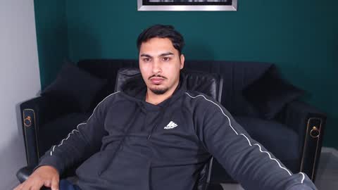 zenobaro online show from January 2025 10:40:01 AM