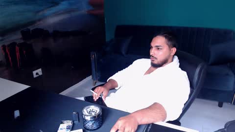 zenobaro online show from October 2025 07:55:02 AM