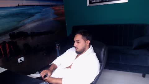 zenobaro online show from October 2025 07:09:02 AM