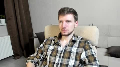 Andrew online show from October 2025 10:33:02 PM