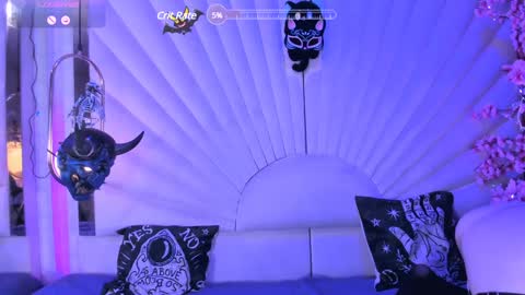    online show from December 2024 01:43:02 PM