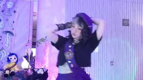    online show from November 2025 02:50:02 PM