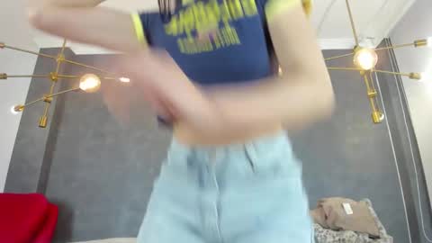 ZEPHYRA ANGELS online show from December 2025 02:06:02 AM