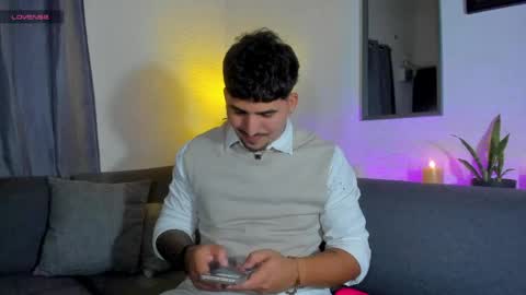 Snapshot of zereff_ chatting on May 2026 05:01:02 AM zeref online show from May 2026 05:01:02 AM