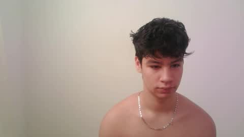 zeus_183 online show from November 2025 01:21:02 PM