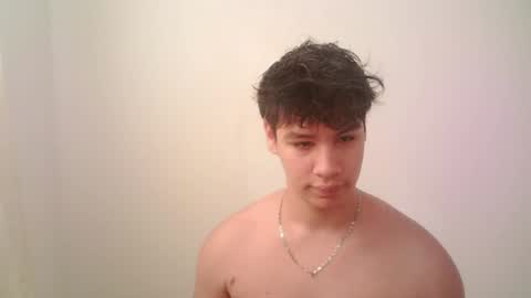 Snapshot of zeus_183 chatting on June 2026 08:46:01 PM zeus_183 online show from June 2026 08:46:01 PM