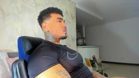 zeus strong online show from November 2025 02:54:01 AM