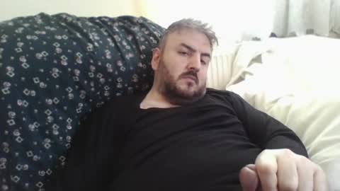 zH1NaSaH online show from April 2026 10:02:02 AM