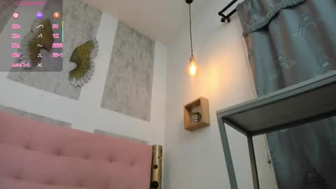 ZHAMIRA  ANDRES online show from November 2025 08:30:01 PM