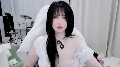 Snapshot of zhen0 chatting on May 2026 12:34:01 PM zhen online show from May 2026 12:34:01 PM