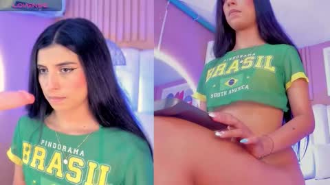 Snapshot of zia_cooper chatting on October 2025 07:42:02 PM ZIA online show from October 2025 07:42:02 PM